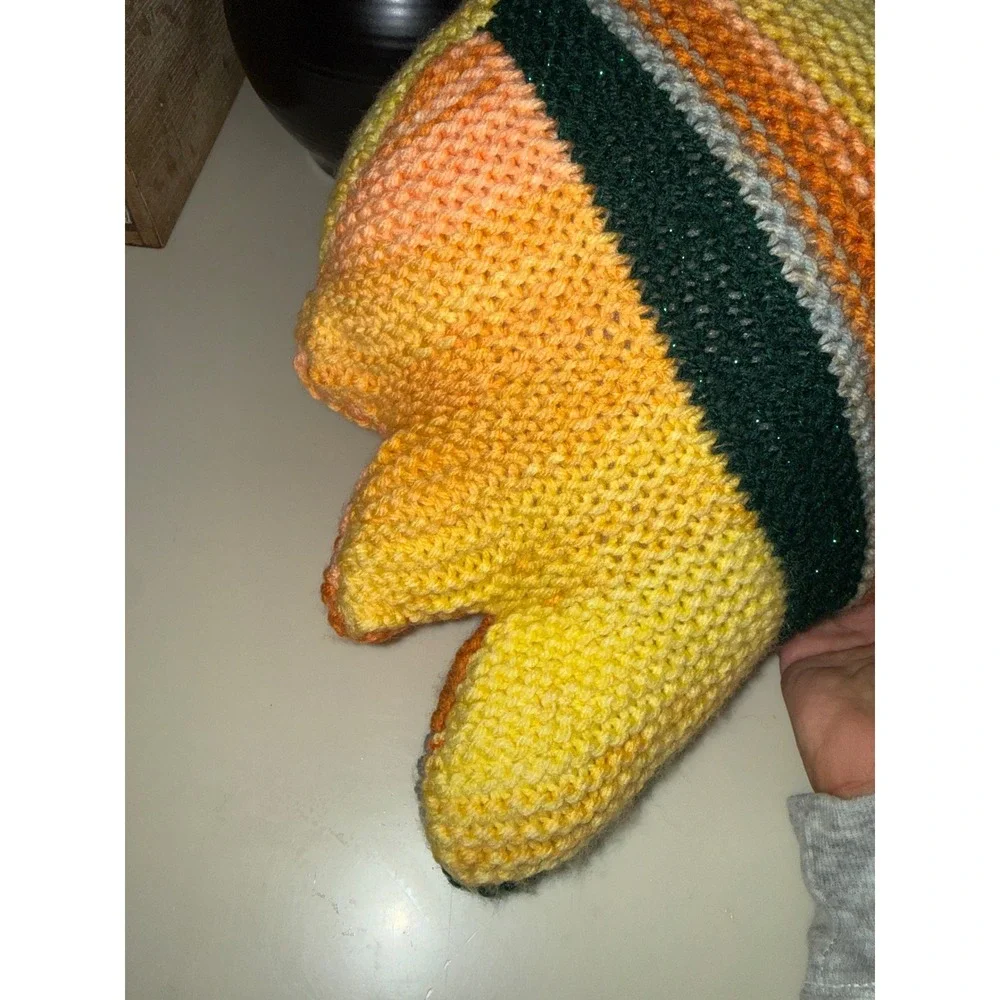 N/A handmade knitted